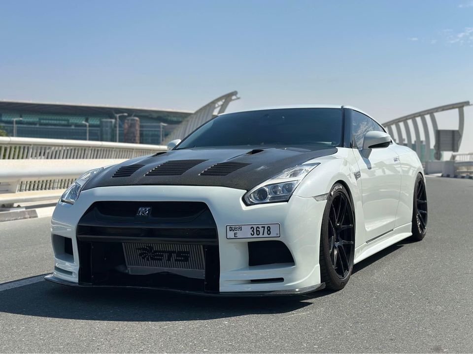 2009 Nissan GTR in dubai