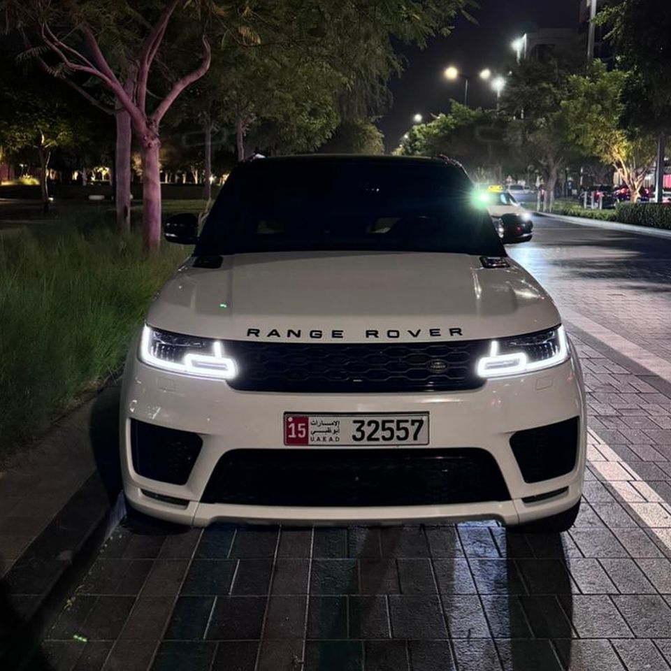 2018 Land Rover Range Rover Sport in dubai