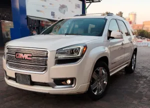 2015 GMC Acadia in dubai