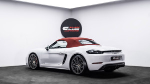 2019 Porsche 718