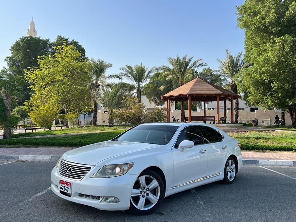 2009 Lexus LS 460 in dubai