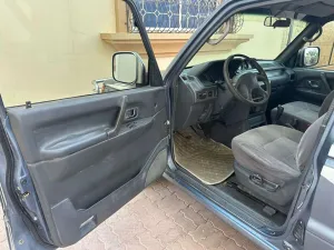 1998 Mitsubishi Pajero