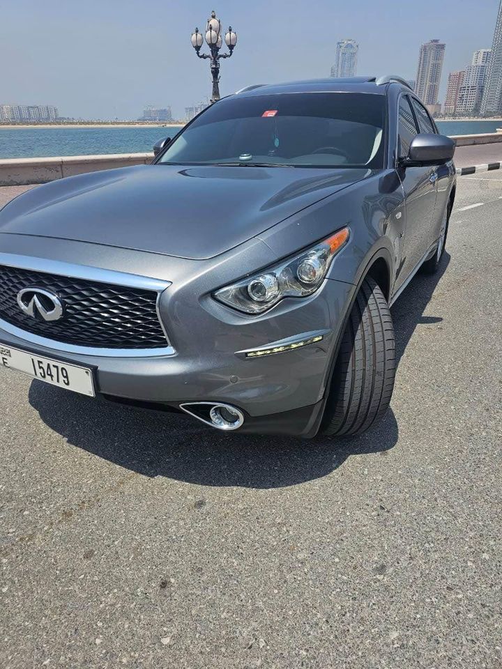 2019 Infiniti QX70