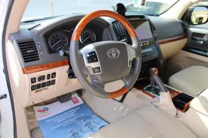 2013 Toyota Land Cruiser