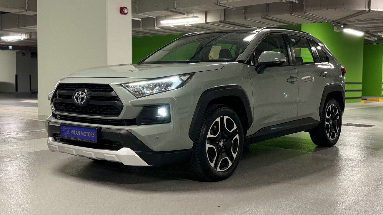 2020 Toyota Rav4 in dubai