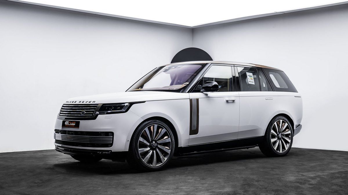 2023 Land Rover Range Rover in dubai