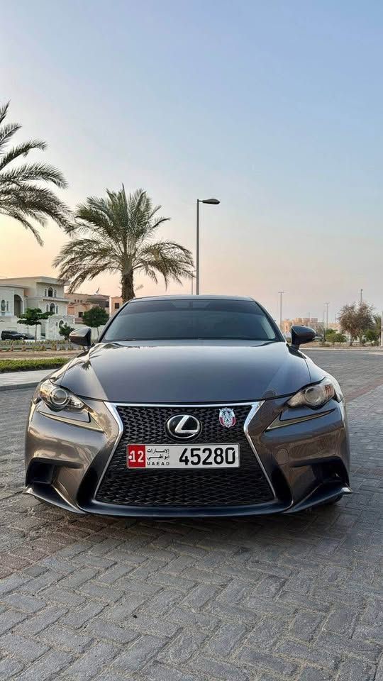 2016 Lexus IS in dubai