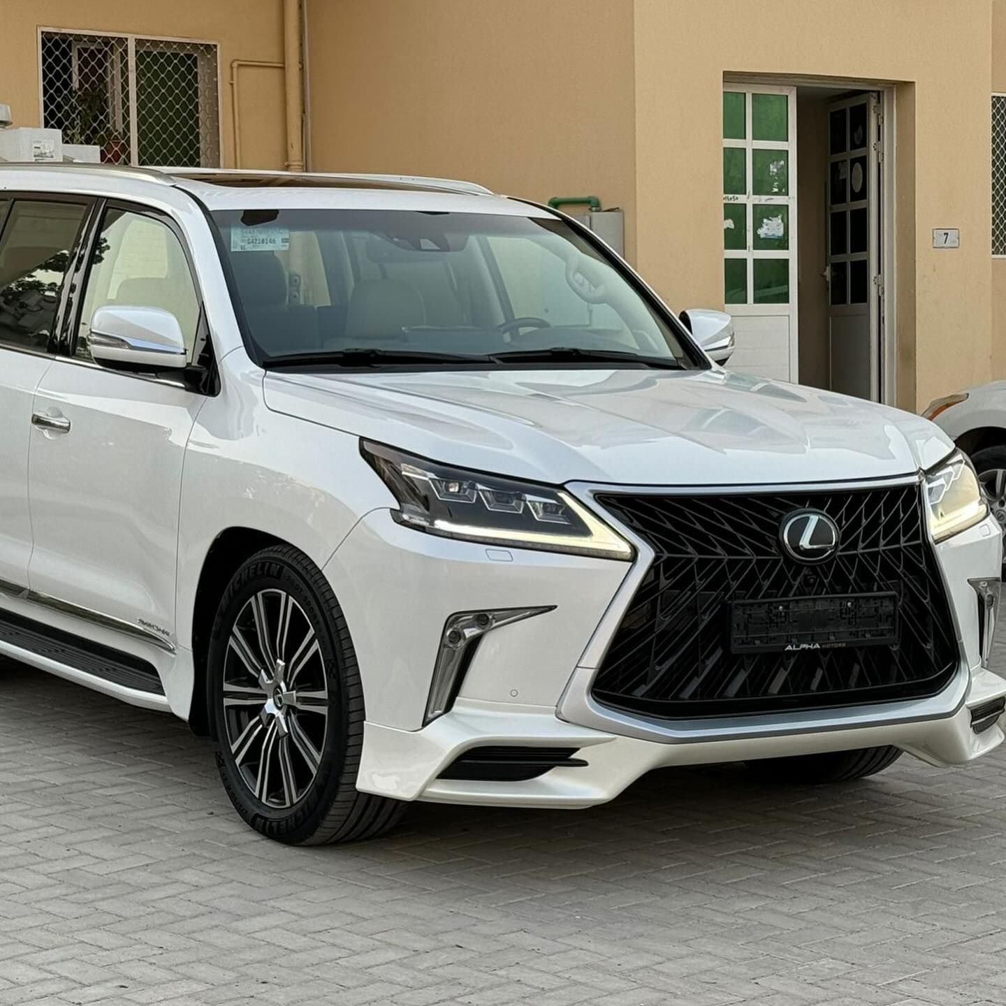 2016 Lexus LX 570 in dubai