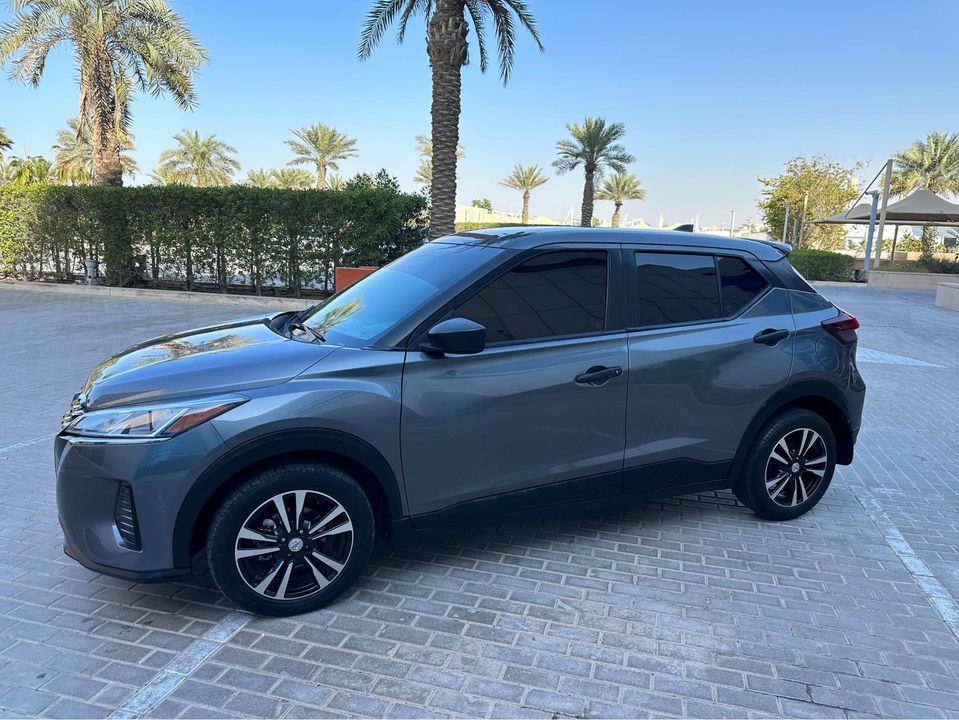 2021 Nissan KICKS