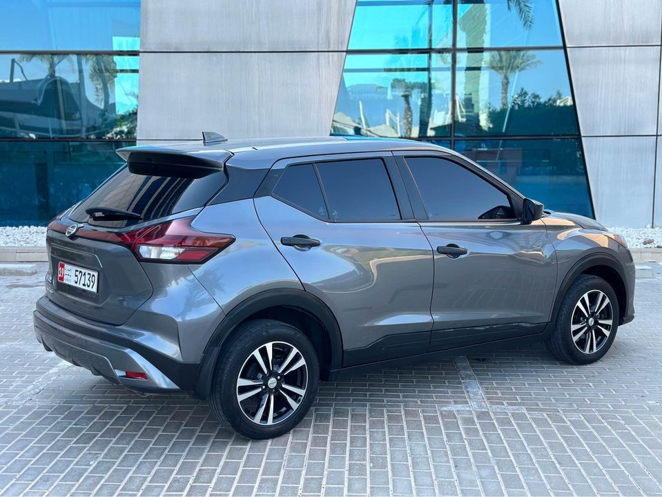 2021 Nissan KICKS