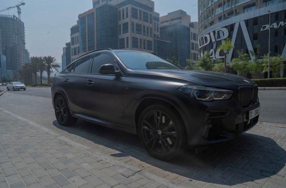 2023 BMW X6