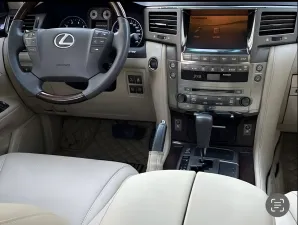 2010 Lexus LX 570