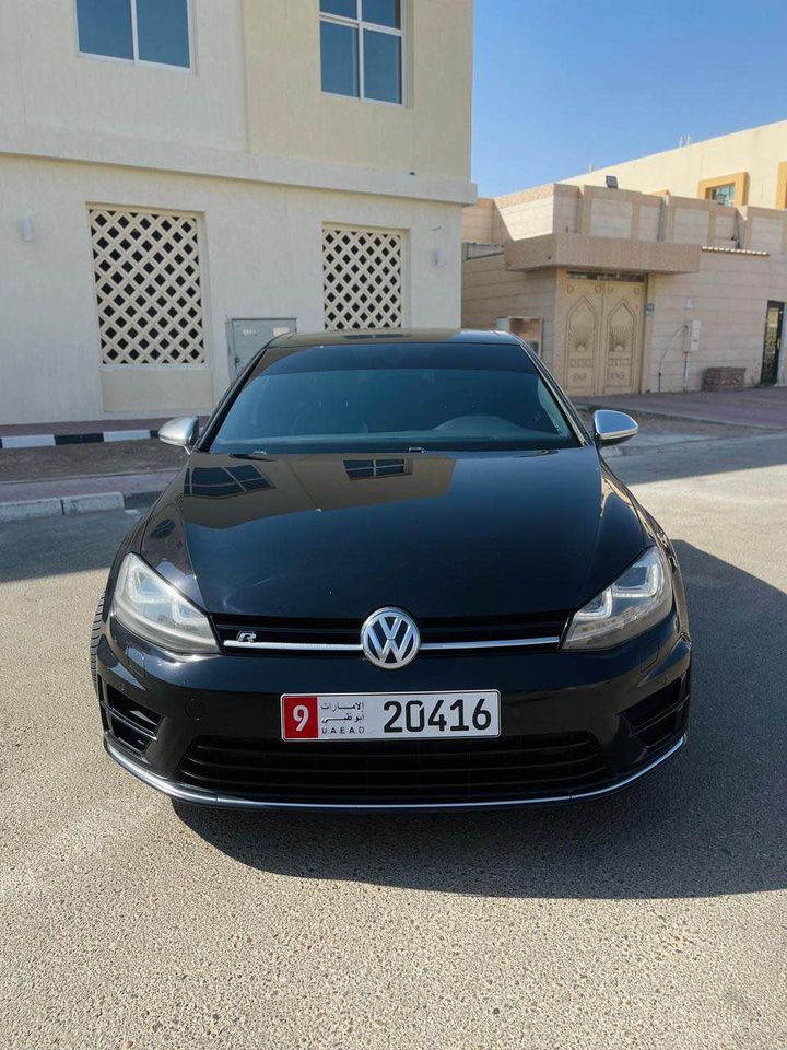 2016 Volkswagen Golf in dubai