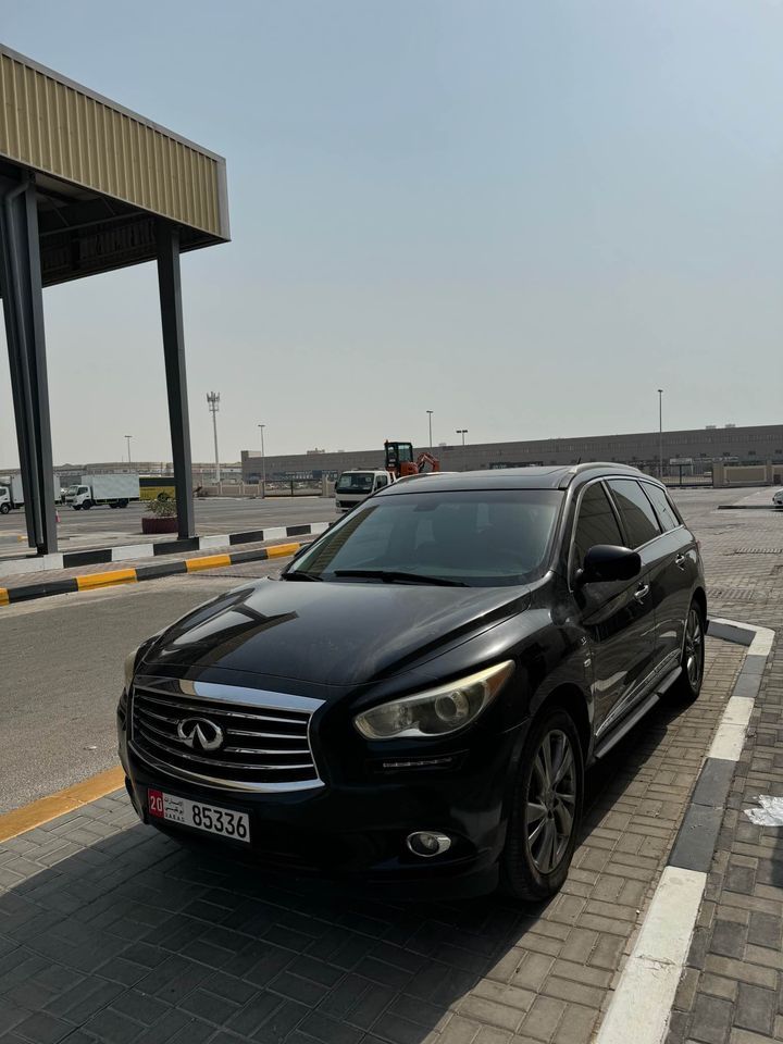 Infinity QX60 model 2014 full options GCC under very good condition