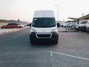 2022 Peugeot Boxer in dubai