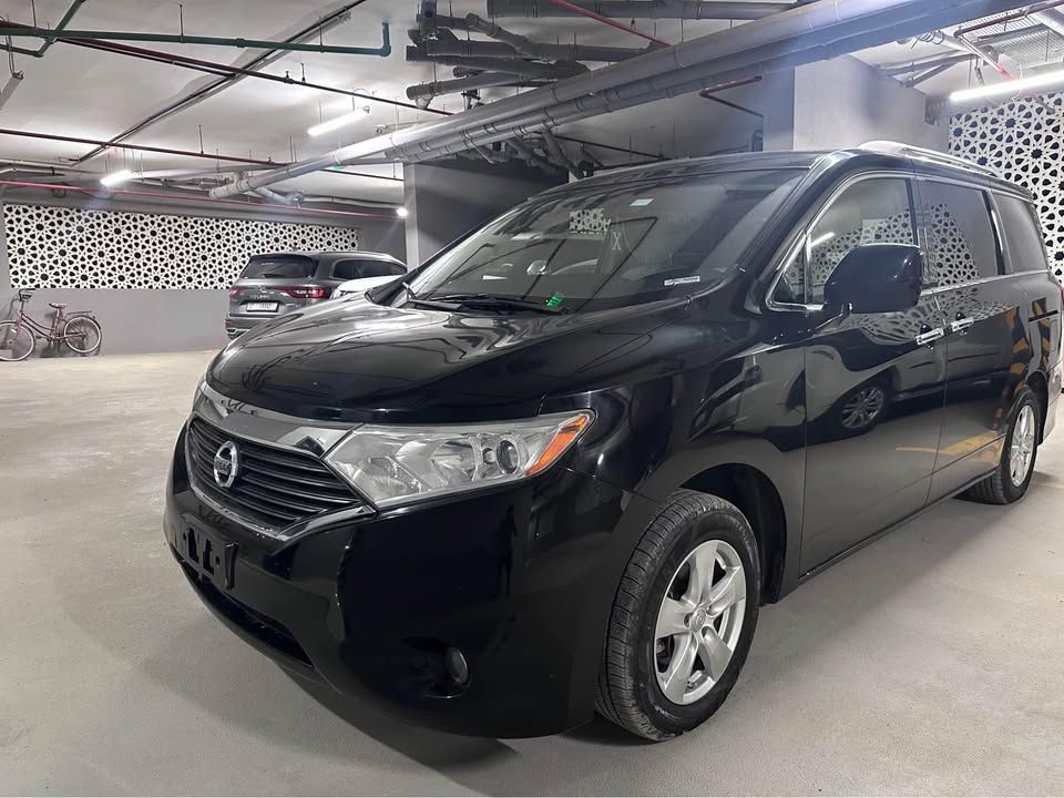 2016 Nissan Quest in dubai