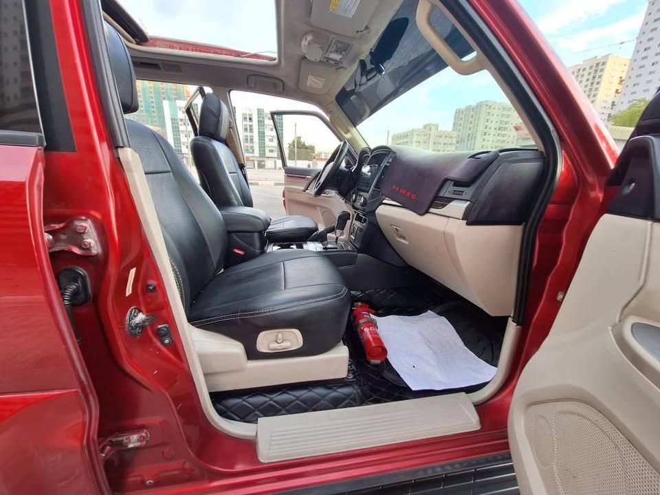 2011 Mitsubishi Pajero