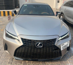 2022 Lexus IS