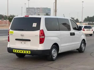 2016 Hyundai H1