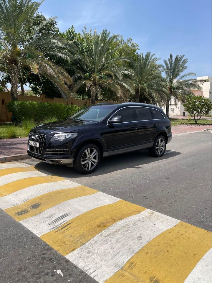 2013 Audi Q7 in dubai