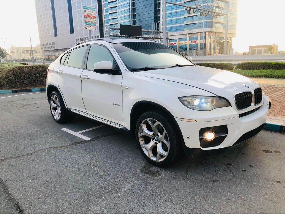 2011 BMW X6 in dubai