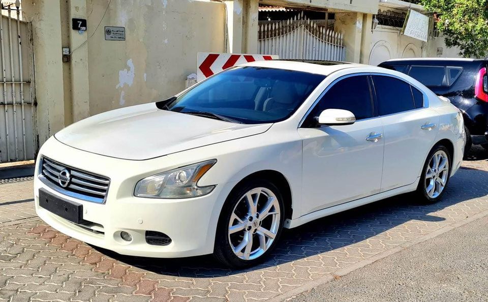 2013 Nissan Maxima in dubai