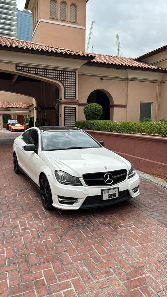 Mercedes Benz C 350 model 2015 white beautiful Color full option