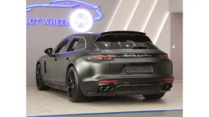 2020 Porsche Panamera