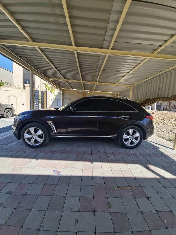 2011 Infiniti FX35