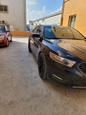 2018 Ford Taurus