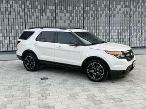 2015 Ford Explorer