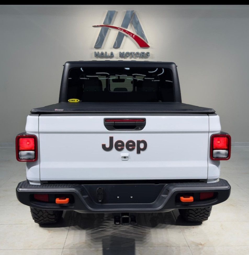 2023 Jeep Gladiator