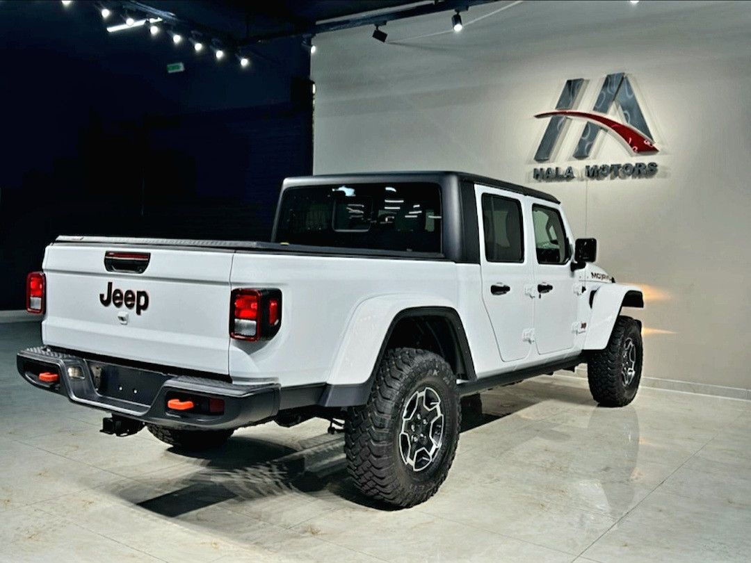 2023 Jeep Gladiator