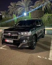 2013 Toyota Land Cruiser in dubai