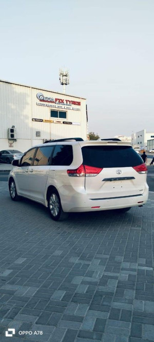 2011 Toyota Sienna