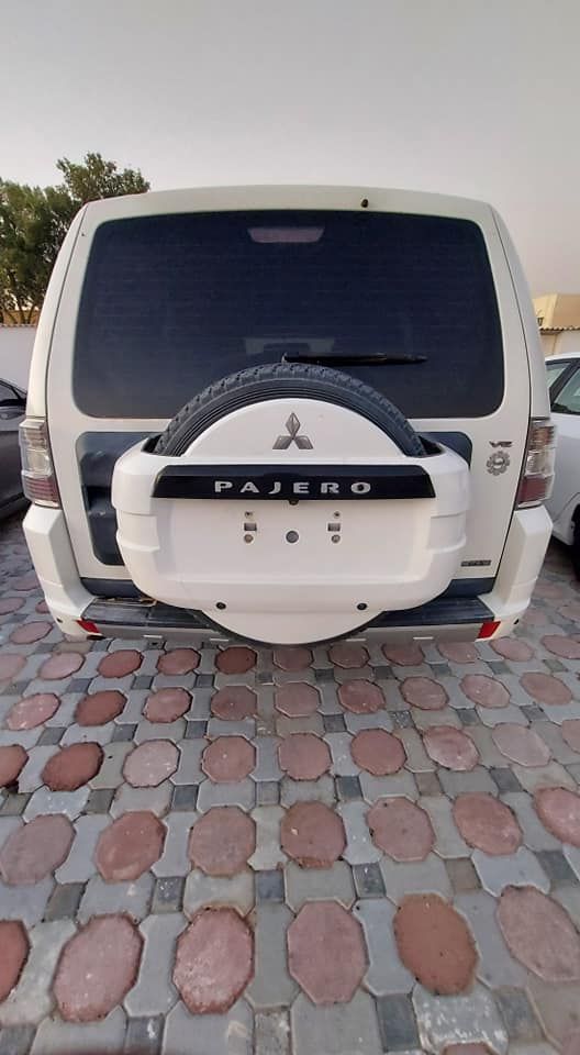 2010 Mitsubishi Pajero