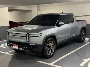 2022 Rivian Rt1