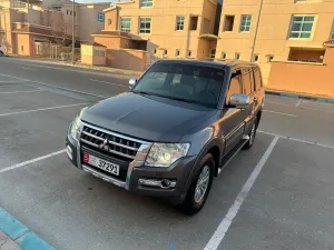 2015 Mitsubishi Pajero