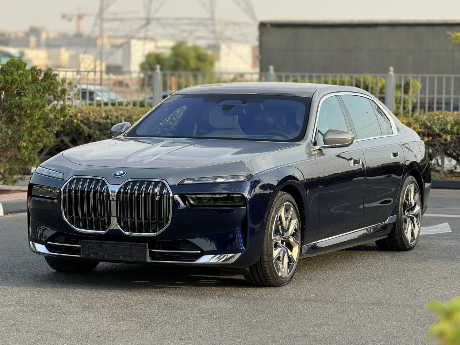 2023 BMW i7 in dubai