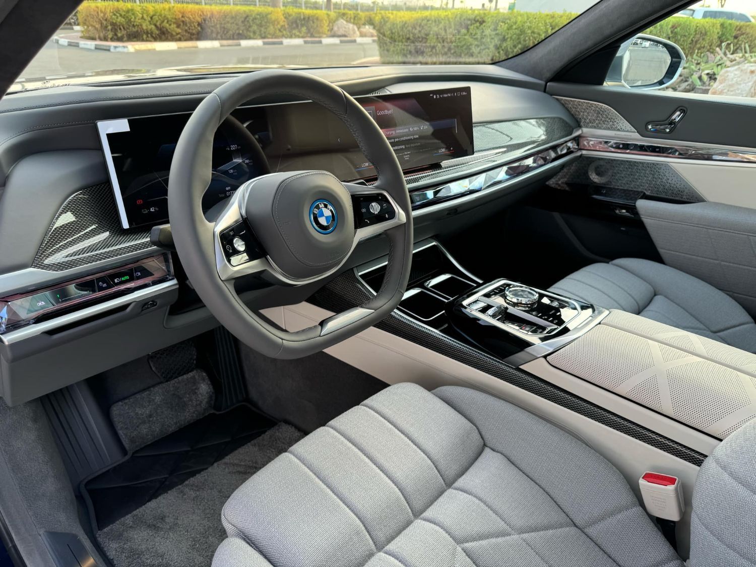 2023 BMW i7