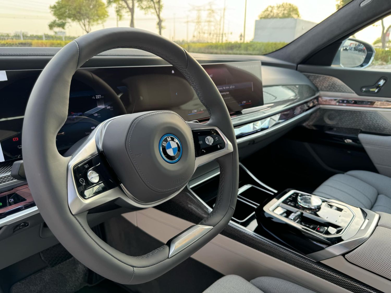 2023 BMW i7