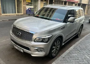 2011 Infiniti QX56 in dubai