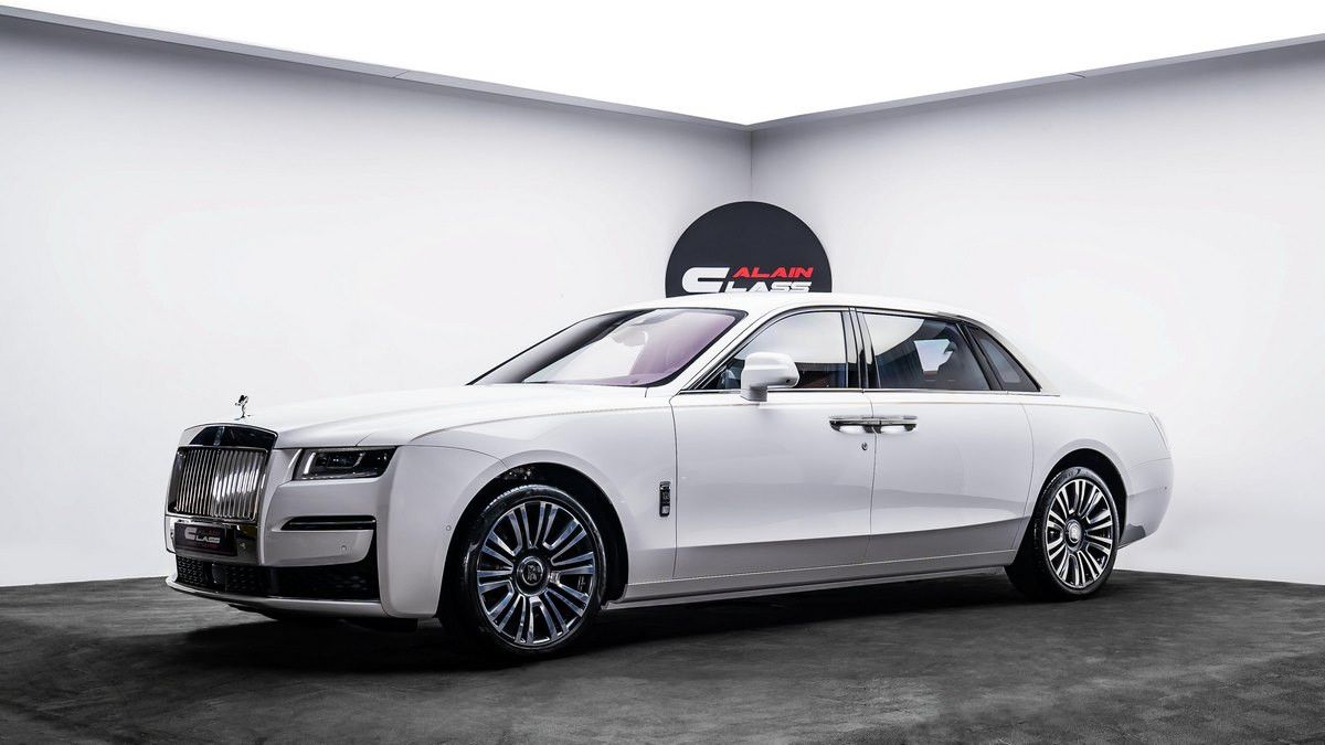 2024 Rolls Royce Ghost in dubai