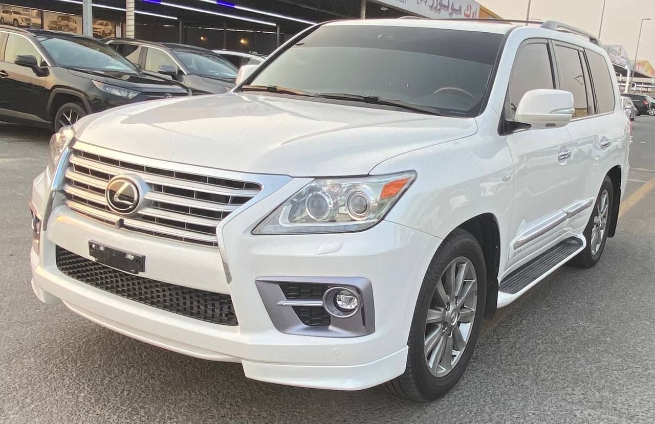 2011 Lexus LX 570 in dubai