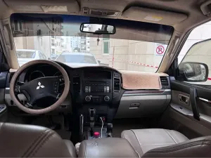 2008 Mitsubishi Pajero