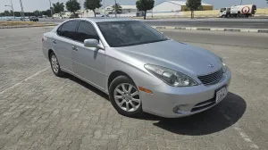 2005 Lexus ES in dubai