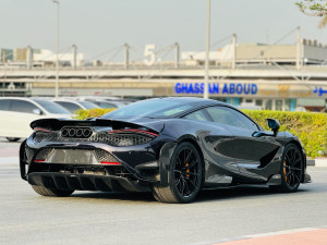 2021 McLaren 765LT