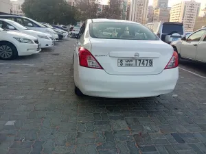 2013 Nissan Sunny