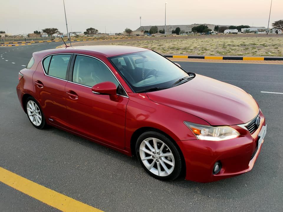 2011 Lexus CT200H in dubai