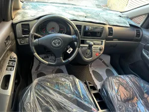 2005 Toyota WIGO